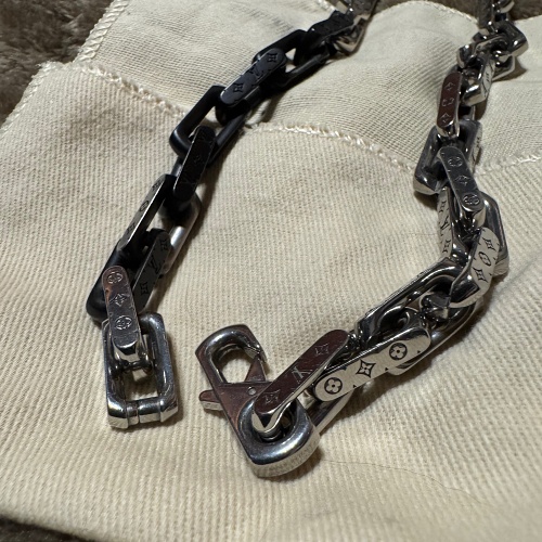 コリエモノグラムチェーン