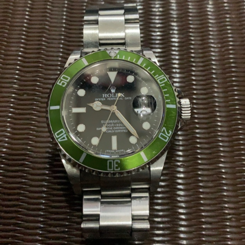 サブマリーナ　グリーンベゼル