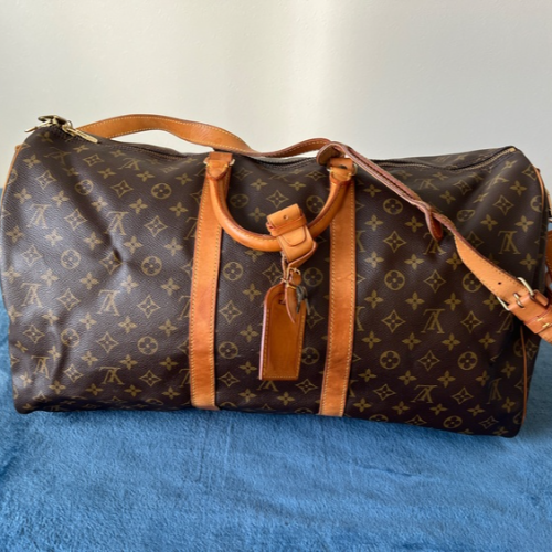 ルイ・ヴィトン モノグラム キーポル・バンドリエール55