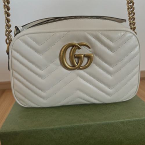 グッチ　マーモントショルダーバッグ