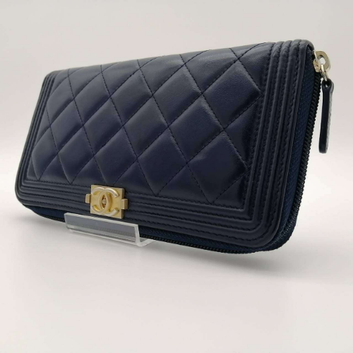 ボーイシャネル ラウンドファスナー