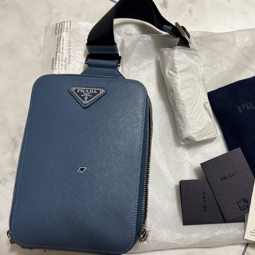 PRADA 2VZ106_9Z2 BRIQUE SAFFIANO LEATHER（プラダ）