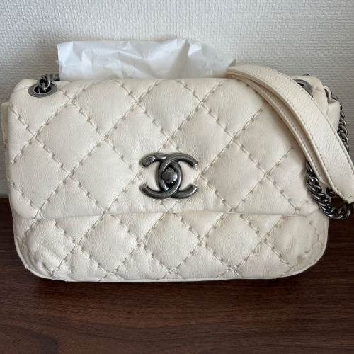 シャネル カンボンライン