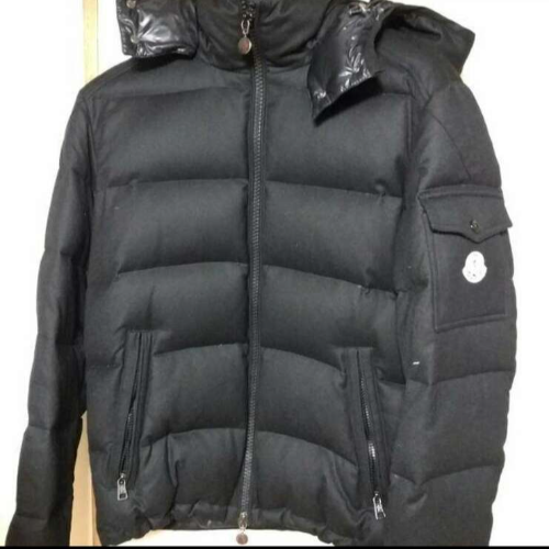 モンクレール　MONTGENEVER