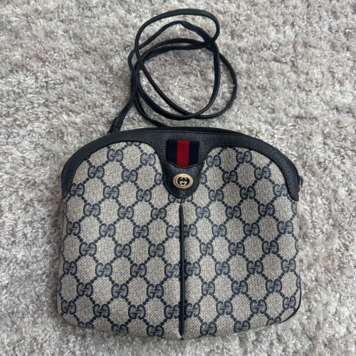 オールドグッチ　ショルダーバッグ