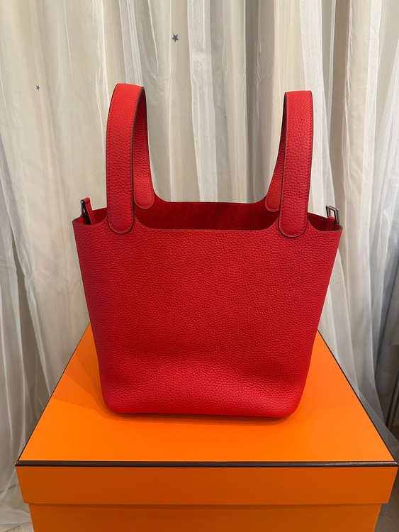 エルメス ピコタン