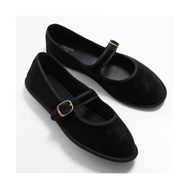 バレエシューズ