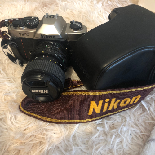 ニコン フィルムカメラ 100円