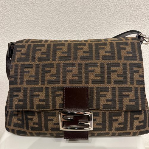 フェンディ バッグ 70,000円