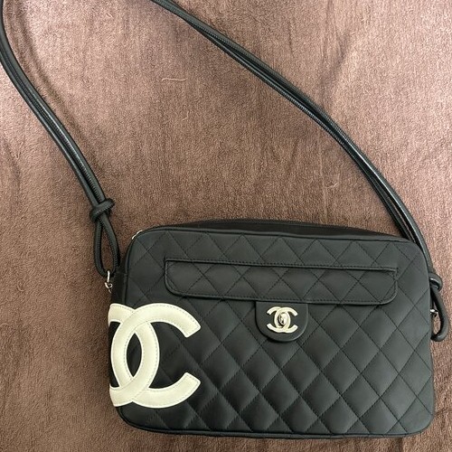 シャネル カンボンライン