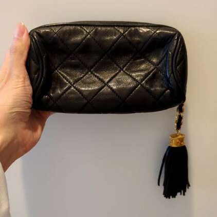 シャネルポーチ