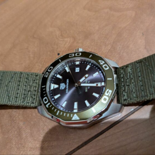 タグホイヤー アクアレーサー WAY101L.FC8222