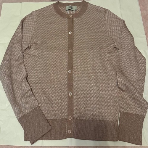 フェンディカーディガン