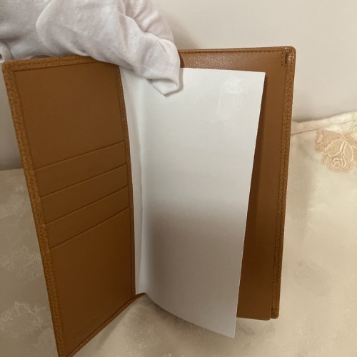 クリスチャンディオール 財布