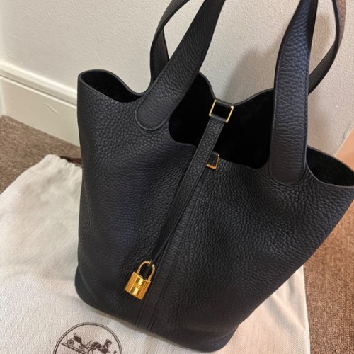 エルメス ピコタン