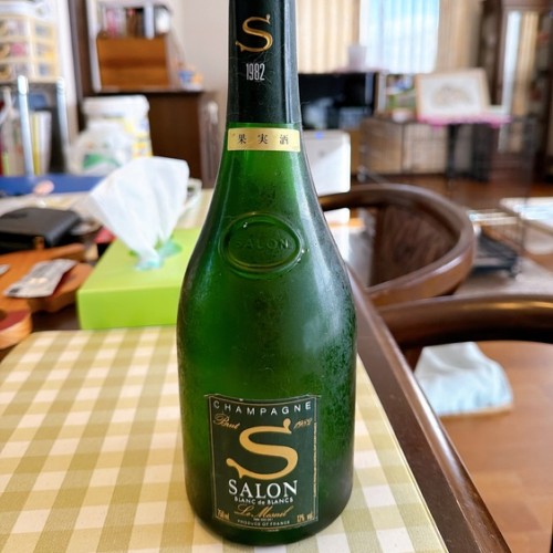 シャンパン サロン