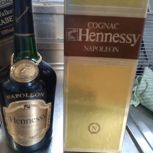 コニャック　ヘネシー　ナポレオン