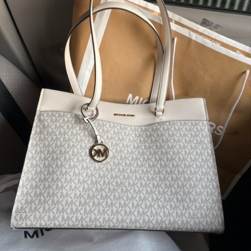 マイケルコース　バッグ