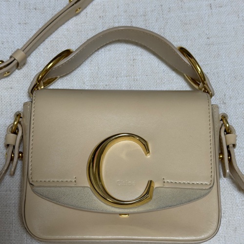 ショルダーバッグ