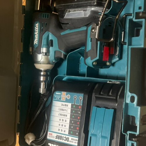 マキタ　インパクトレンチ　18