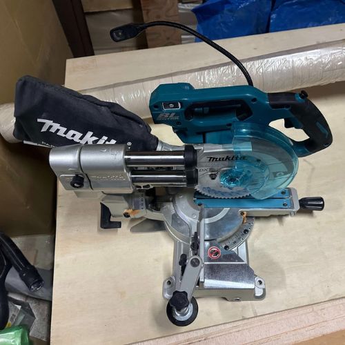 マキタ 充電式スライドマルノコ　LS610D