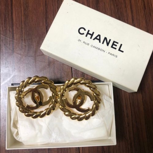 シャネルイヤリング