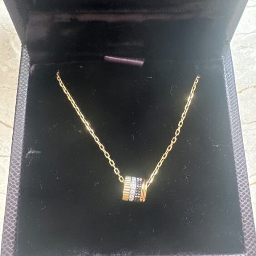 ブシュロン　キャトル　ネックレス