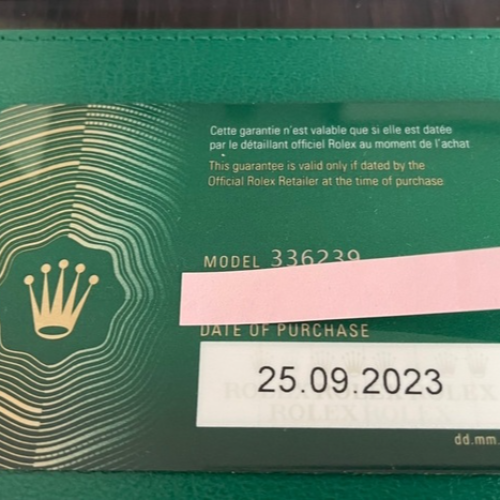 スカイドゥエラー　ホワイト文字盤　オイスターフレックス