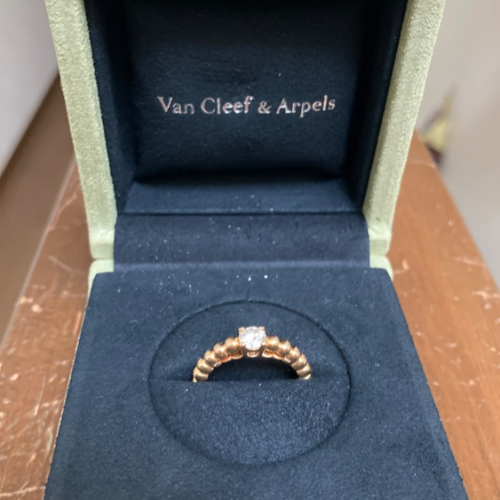 ヴァンクリーフ　ペルレ