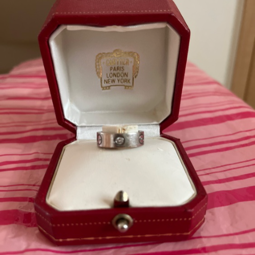 カルティエハーフラブリング