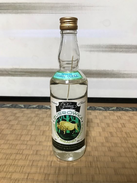 ズブロッカ　ウォッカ