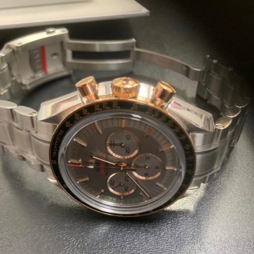 オメガ スピードマスター 東京オリンピック 2020本限定 522.20.42.