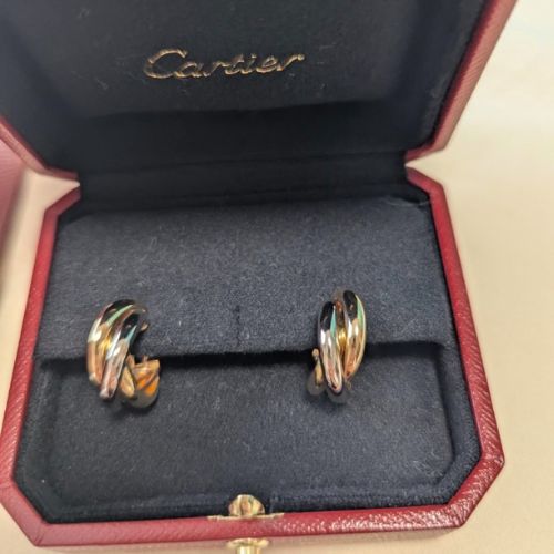 カルティエトリニティ　ピアス