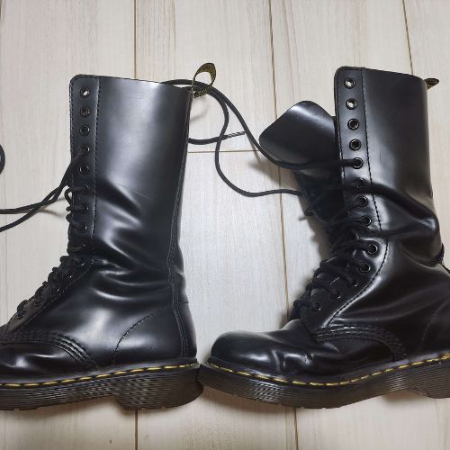 Dr.Martens　ブーツ