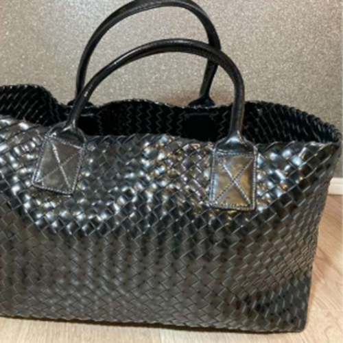 トートバッグ 115664 カバMM エナメル（レザー） 黒