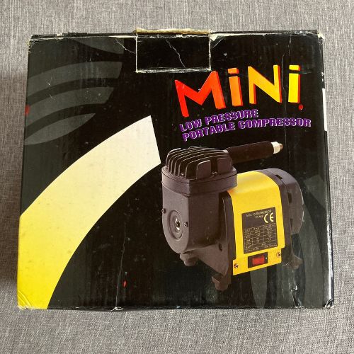 コンプレッサー