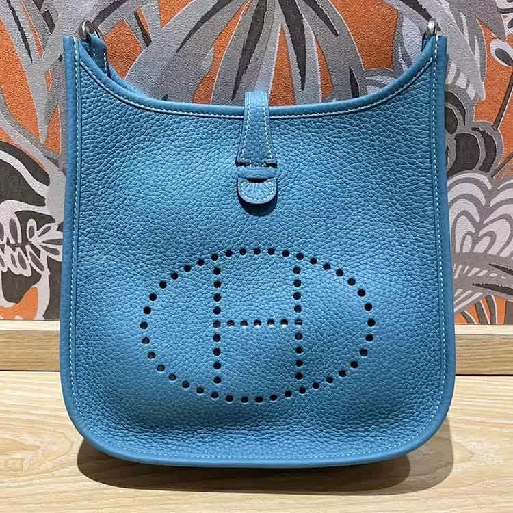 エルメス エヴリン3 23 ニューブルージーン トリヨンクレマンス シルバー金具 G刻印