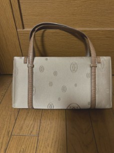 カルティエ　ハッピーバースデー