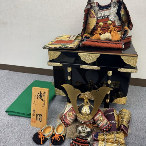 忠保作 浅間 五月人形 兜飾り 黄金造り 鞍馬 甲冑 鎧飾り
