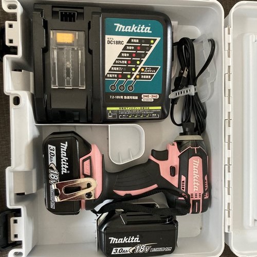 マキタ 18V充電式インパクトドライバ