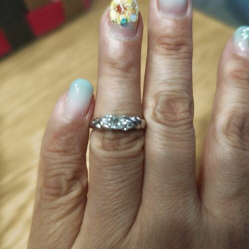 ダイヤモンドリング　プリンセスカット　0.3カラット