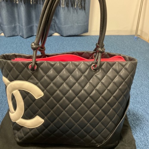 シャネル カンボンライン