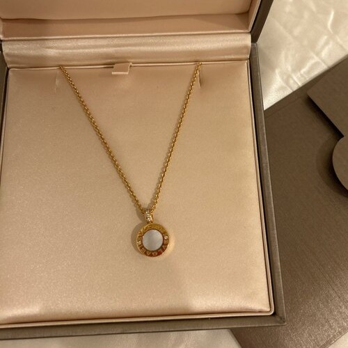 ブルガリブルガリネックレス