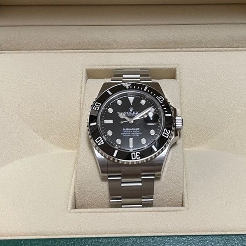 ロレックス サブマリーナー 126610L