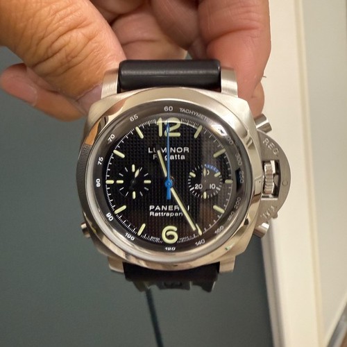 パネライルミノールマリーナ