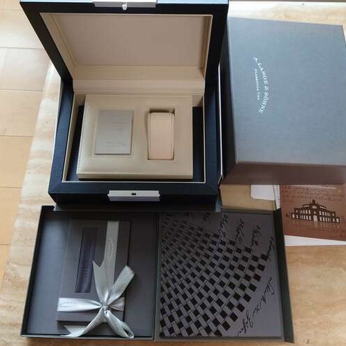 ランゲ＆ゾーネ ツァイトベルク 140.03