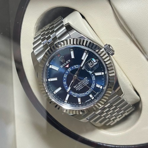 ロレックス スカイドゥエラー 33693