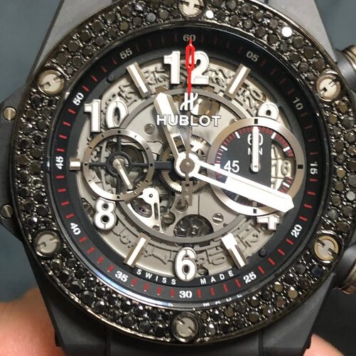 ウブロウニコブラックマジック