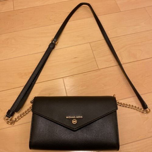 マイケルコースショルダーバック