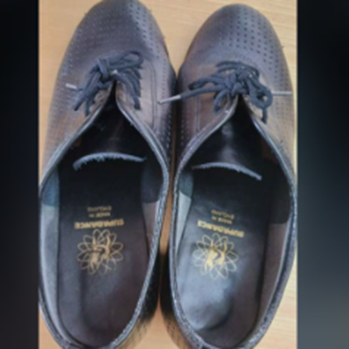 ダンスシューズ